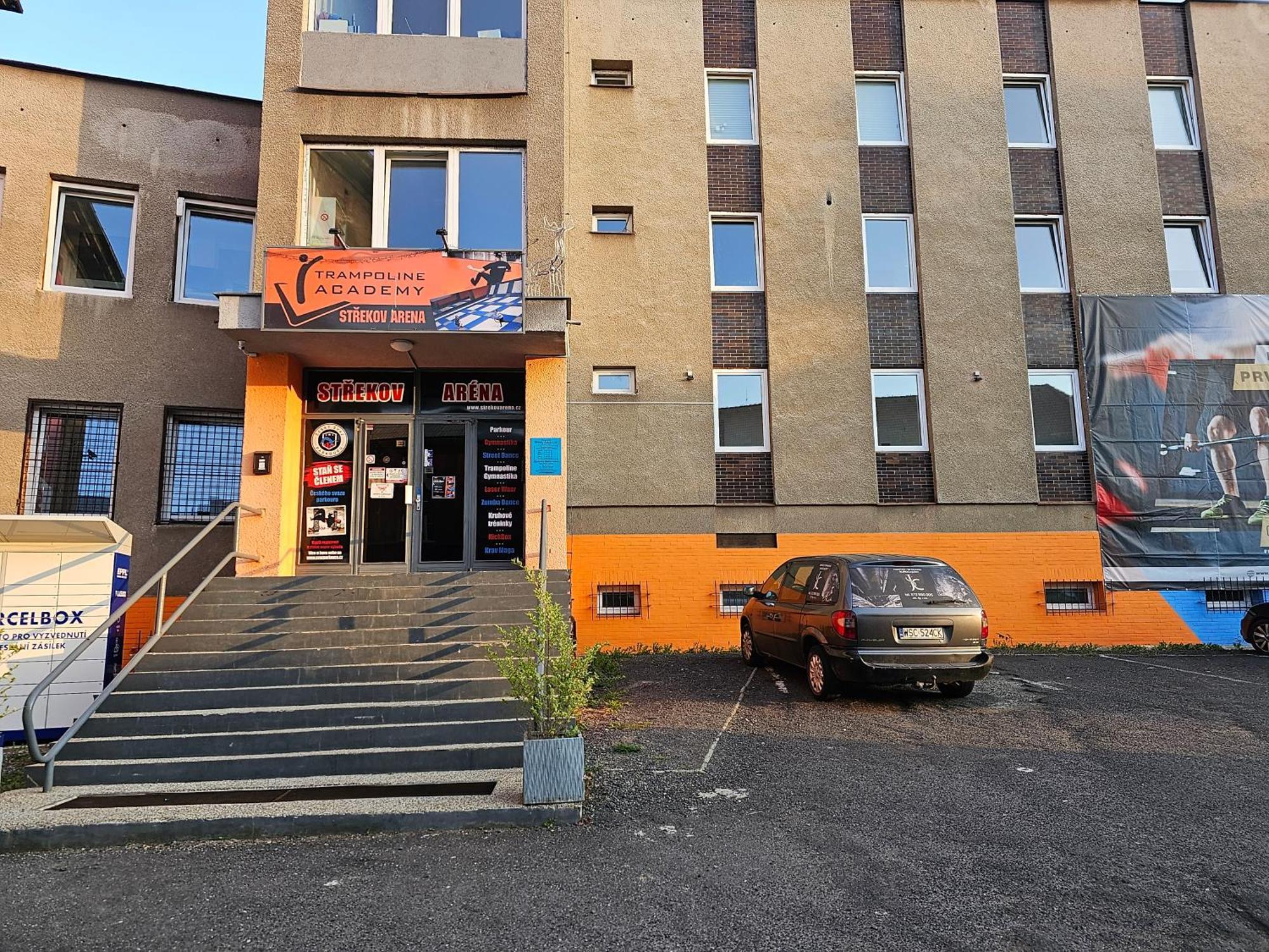 Ubytovani Strekov Arena Aparthotel Ústí nad Labem Buitenkant foto