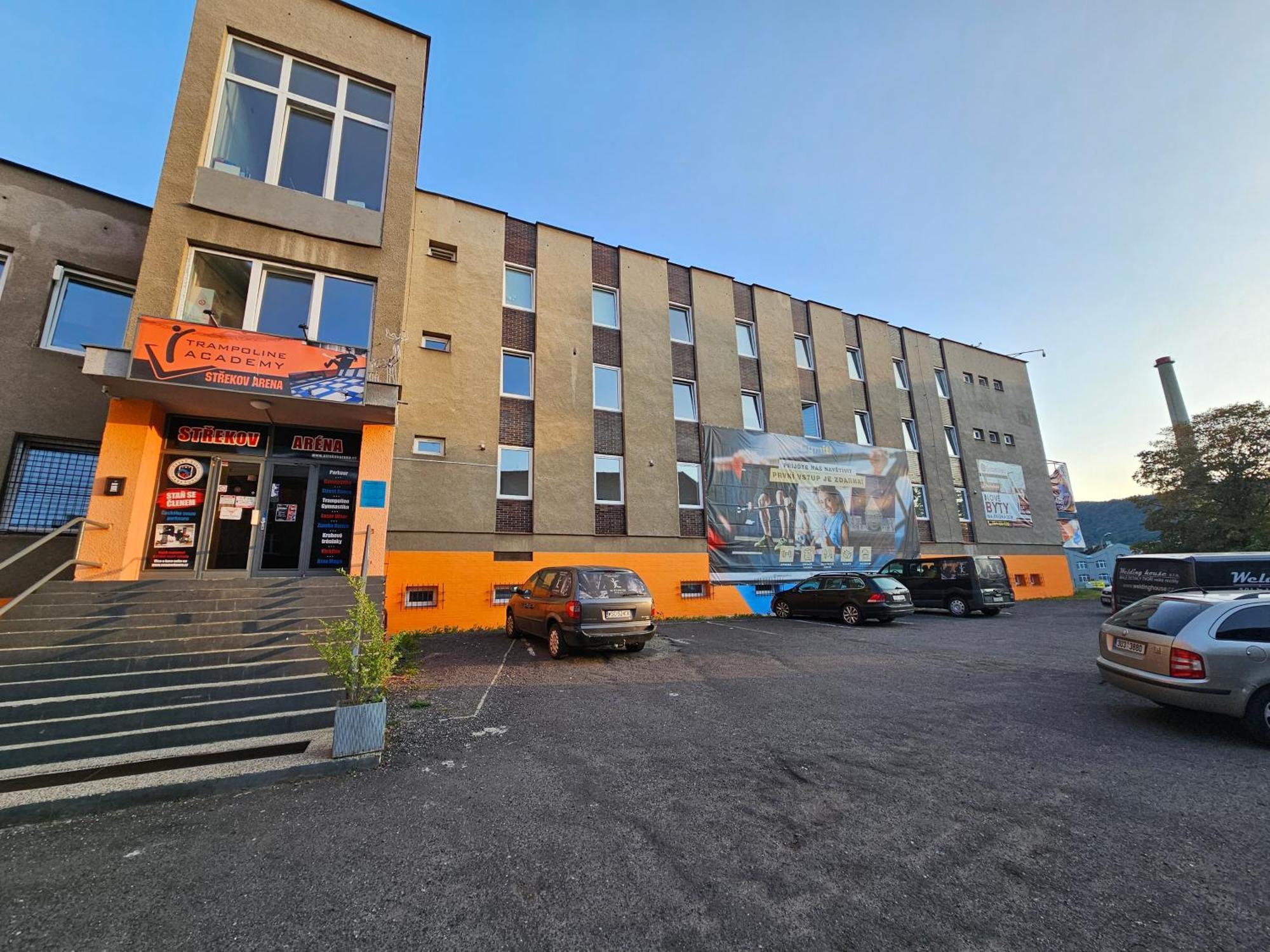 Ubytovani Strekov Arena Aparthotel Ústí nad Labem Buitenkant foto